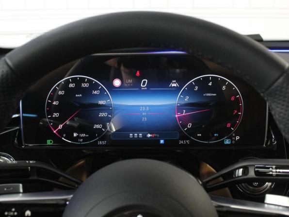 Новый Mercedes-Benz E-Класс VI (W214 S214) 2025 года, цена 9 750 000 рублей, седан, Автокод Объявления