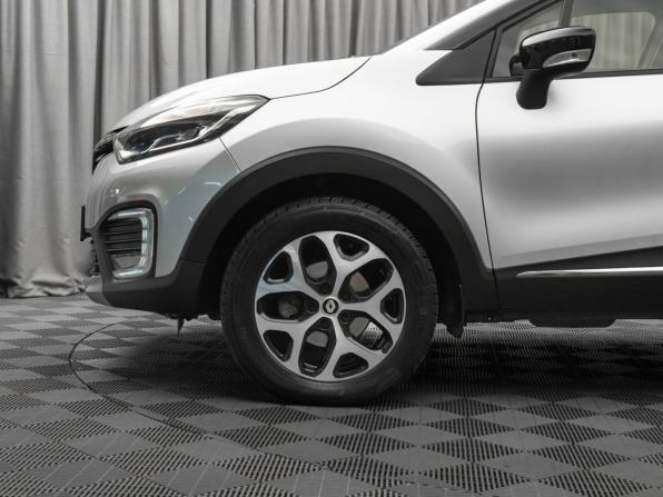 Renault Kaptur I Рестайлинг с пробегом 2021 года, цена 1 920 000 рублей, 64520 км, внедорожник, Автокод Объявления