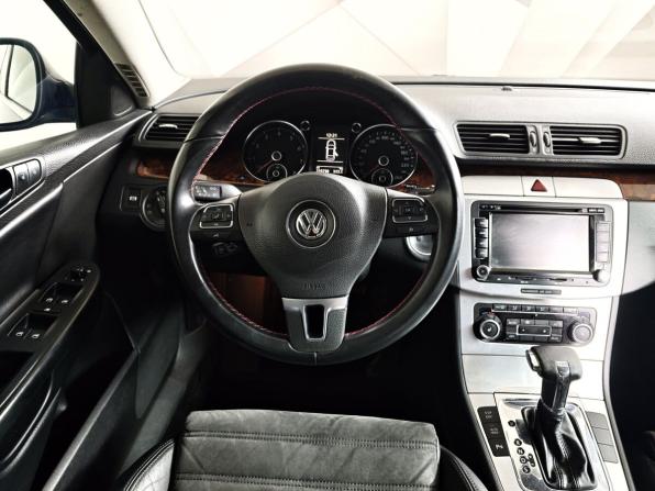Volkswagen Passat B6 с пробегом 2010 года, цена 693 000 рублей, 310651 км, седан, Автокод Объявления