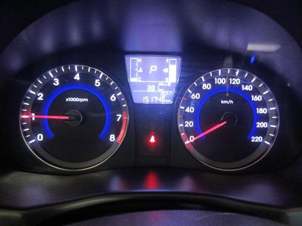 Hyundai Solaris I Рестайлинг с пробегом 2015 года, цена 950 000 рублей, 151750 км, седан, Автокод Объявления