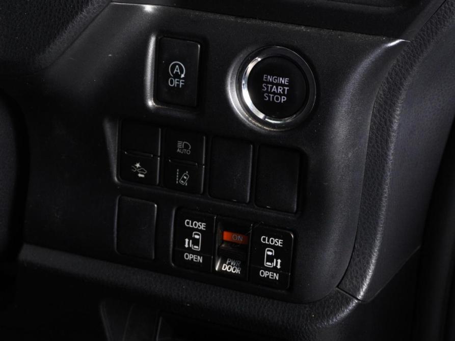 Toyota Voxy III (R80) Рестайлинг Минеральные Воды  - изображение 16