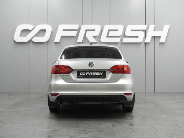 Volkswagen Jetta VI с пробегом 2014 года, цена 992 000 рублей, 185106 км, седан, Автокод Объявления