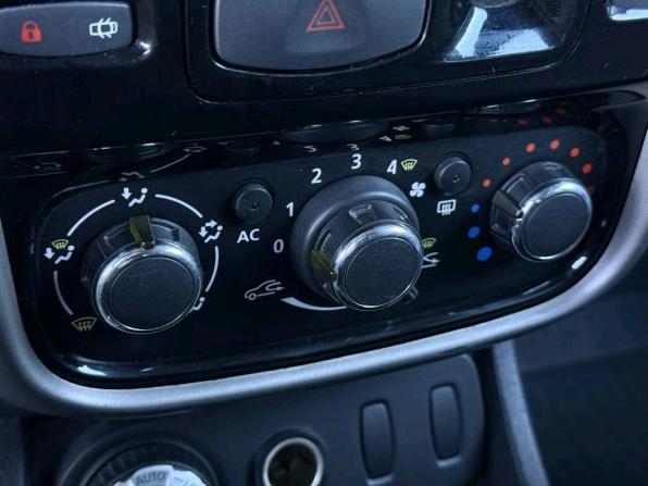 Renault Duster I с пробегом 2014 года, цена 1 055 000 рублей, 131368 км, внедорожник, Автокод Объявления