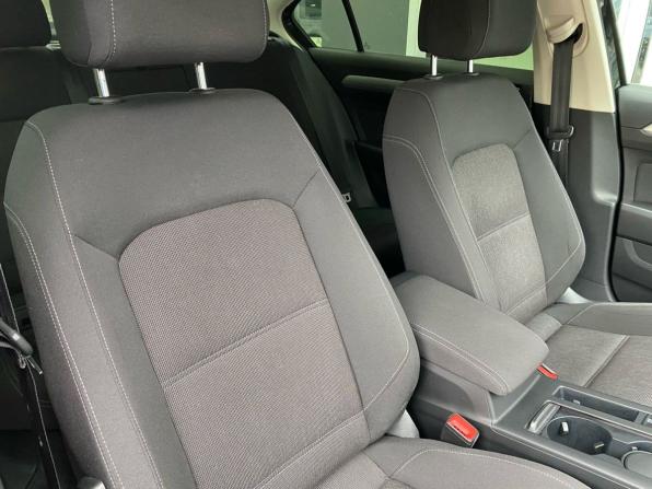Volkswagen Passat B8 с пробегом 2019 года, цена 2 459 000 рублей, 60000 км, седан, Автокод Объявления