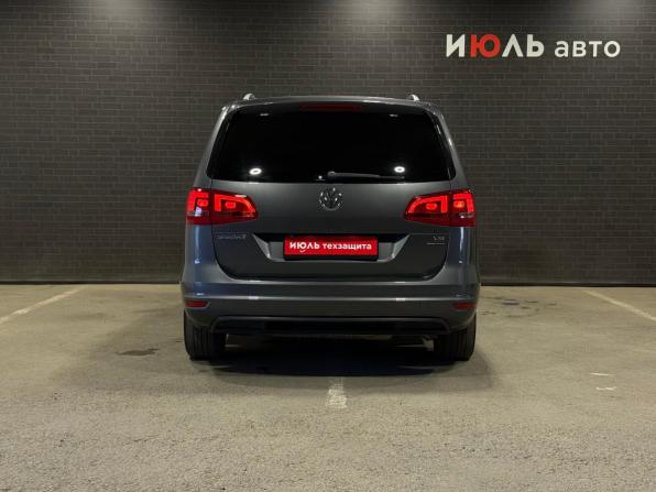 Volkswagen Sharan II с пробегом 2013 года, цена 1 495 000 рублей, 107751 км, минивэн, Автокод Объявления