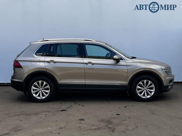 Volkswagen Tiguan II с пробегом 2017 года, цена 2 200 000 рублей, 105311 км, внедорожник, Автокод Объявления
