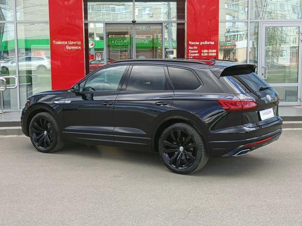 Volkswagen Touareg III с пробегом 2020 года, цена 7 090 000 рублей, 65145 км, внедорожник, Автокод Объявления