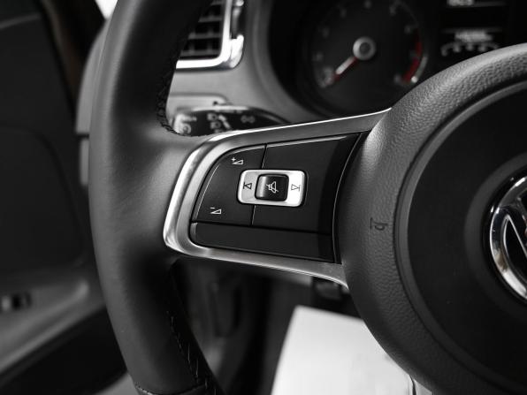 Volkswagen Polo V Рестайлинг с пробегом 2020 года, цена 1 125 000 рублей, 149288 км, седан, Автокод Объявления