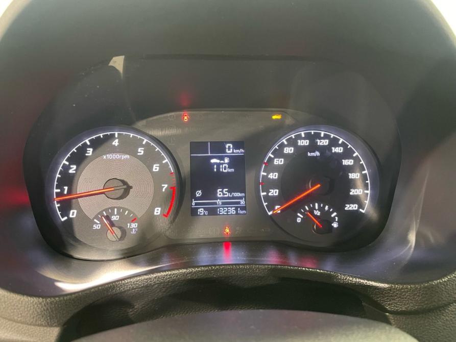 Hyundai Solaris II Санкт-Петербург  - изображение 13