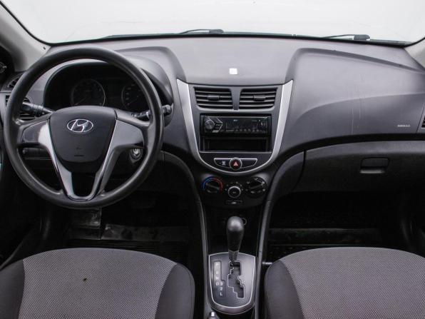 Hyundai Solaris I с пробегом 2013 года, цена 945 000 рублей, 137801 км, седан, Автокод Объявления