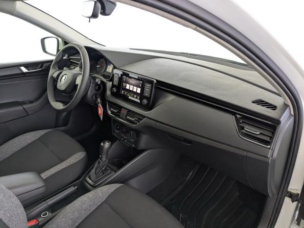 Skoda Rapid II с пробегом 2022 года, цена 1 750 000 рублей, 87379 км, лифтбек, Автокод Объявления