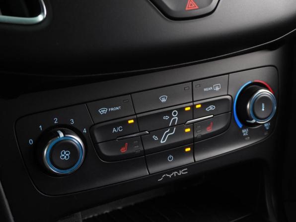 Ford Focus III Рестайлинг с пробегом 2017 года, цена 1 149 000 рублей, 143440 км, седан, Автокод Объявления