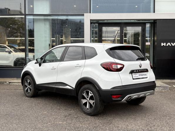 Renault Kaptur I Рестайлинг с пробегом 2021 года, цена 1 449 000 рублей, 128101 км, внедорожник, Автокод Объявления