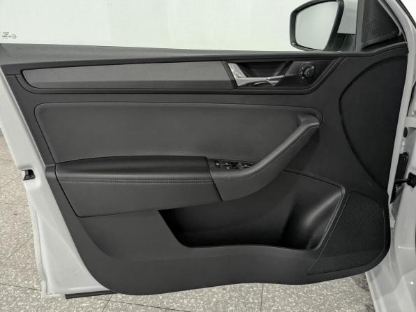 Skoda Rapid II с пробегом 2021 года, цена 1 270 000 рублей, 139690 км, лифтбек, Автокод Объявления