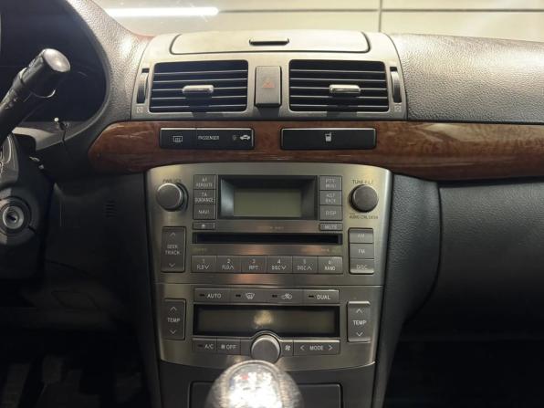 Toyota Avensis II Рестайлинг с пробегом 2008 года, цена 720 000 рублей, 246000 км, седан, Автокод Объявления