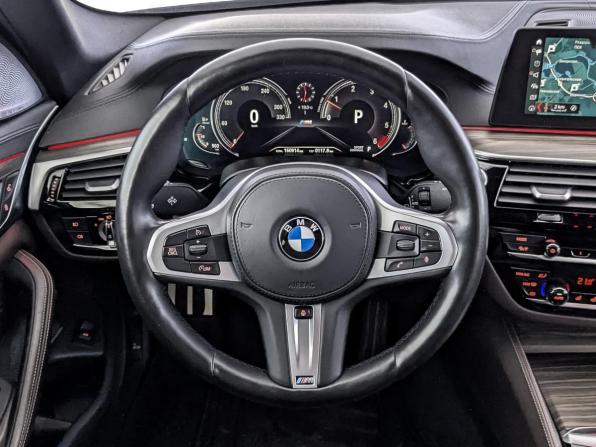 BMW 5 серии VII (G30/G31/G38) с пробегом 2018 года, цена 4 542 000 рублей, 160913 км, седан, Автокод Объявления