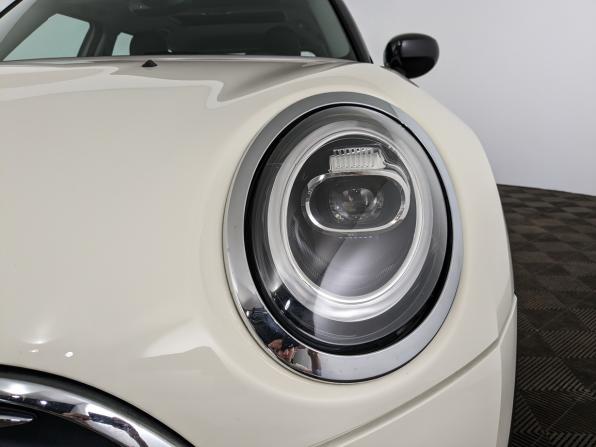 Mini Clubman II Рестайлинг с пробегом 2021 года, цена 3 030 000 рублей, 35918 км, универсал, Автокод Объявления