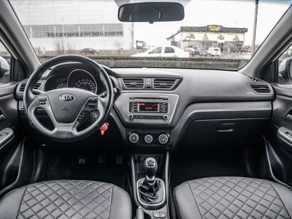 Kia Rio III Рестайлинг с пробегом 2017 года, цена 1 075 000 рублей, 120684 км, седан, Автокод Объявления