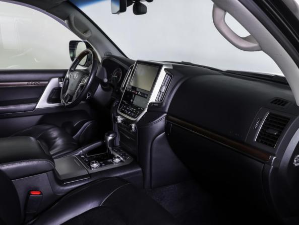 Toyota Land Cruiser 200 Series Рестайлинг 2 с пробегом 2016 года, цена 5 850 000 рублей, 121782 км, внедорожник, Автокод Объявления