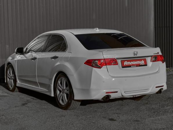 Honda Accord VIII Рестайлинг с пробегом 2011 года, цена 1 400 000 рублей, 200699 км, седан, Автокод Объявления