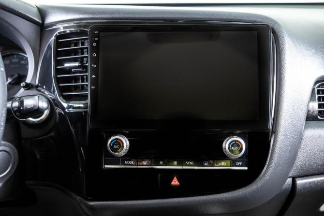 Mitsubishi Outlander III Рестайлинг 3 с пробегом 2021 года, цена 2 649 000 рублей, 98920 км, внедорожник, Автокод Объявления