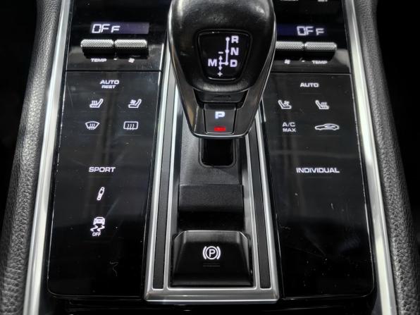 Porsche Panamera II с пробегом 2018 года, цена 7 200 000 рублей, 79417 км, лифтбек, Автокод Объявления