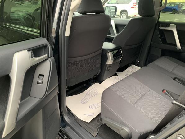 Toyota Land Cruiser Prado 150 Series Рестайлинг 2 с пробегом 2018 года, цена 5 790 000 рублей, 82983 км, внедорожник, Автокод Объявления