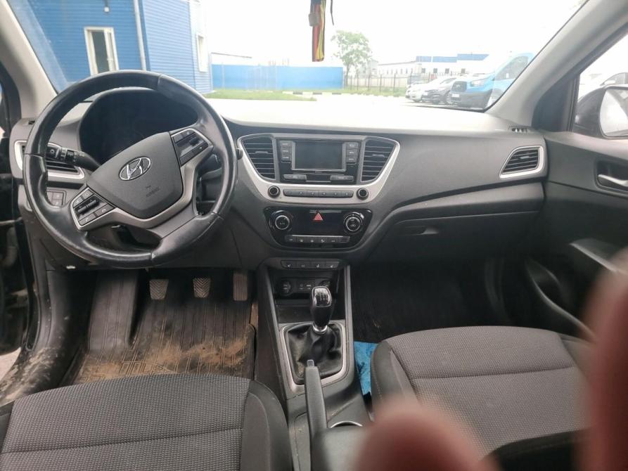 Hyundai Solaris II Санкт-Петербург  - изображение 11