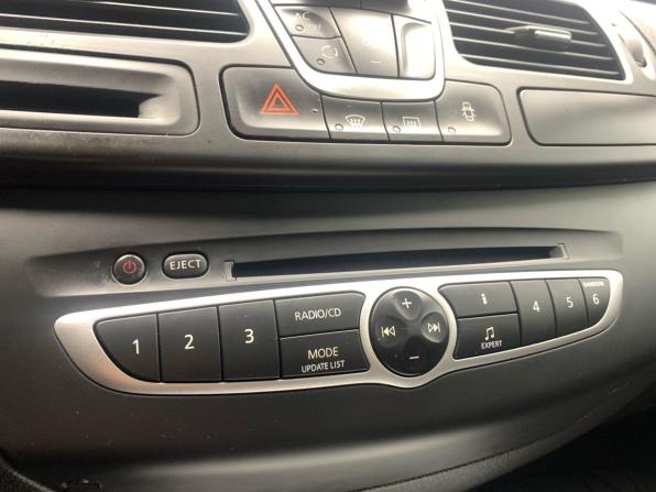 Renault Laguna III с пробегом 2008 года, цена 750 000 рублей, 140282 км, лифтбек, Автокод Объявления