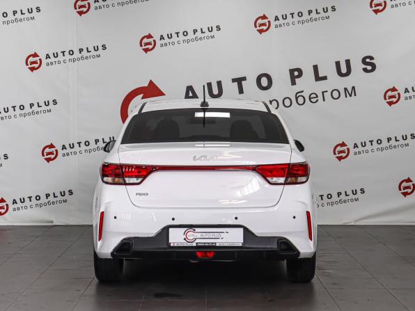 Kia Rio IV Рестайлинг с пробегом 2021 года, цена 1 349 000 рублей, 89641 км, седан, Автокод Объявления