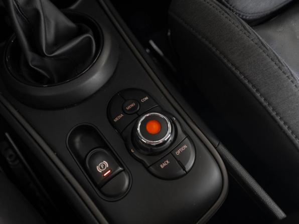 Mini Countryman II с пробегом 2019 года, цена 3 090 000 рублей, 78869 км, внедорожник, Автокод Объявления