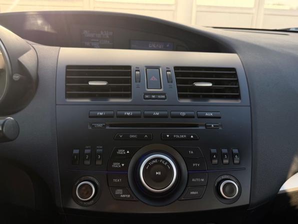 Mazda 3 II (BL) Рестайлинг с пробегом 2012 года, цена 1 130 000 рублей, 90257 км, хэтчбек, Автокод Объявления