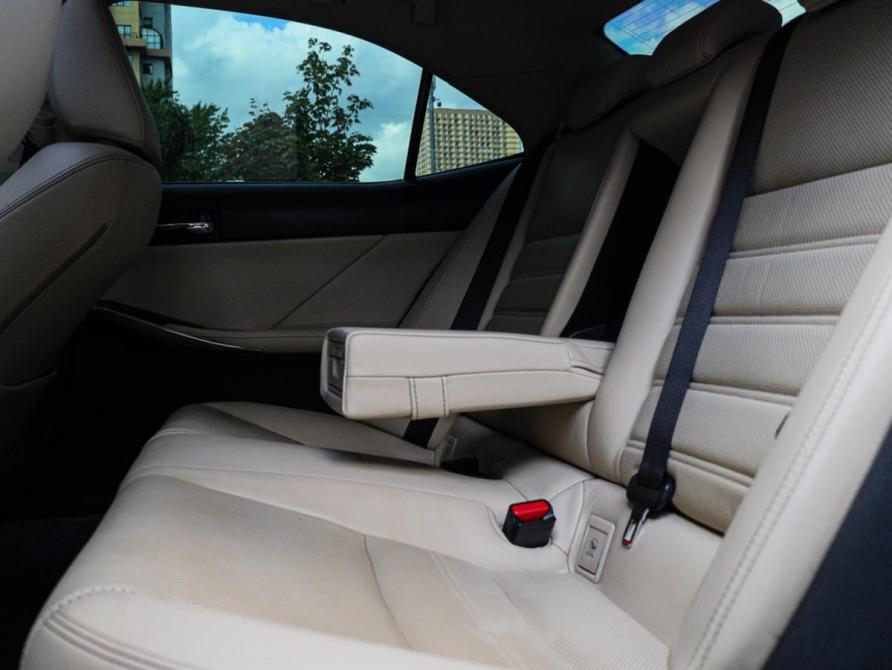 Lexus IS III Москва  - изображение 9