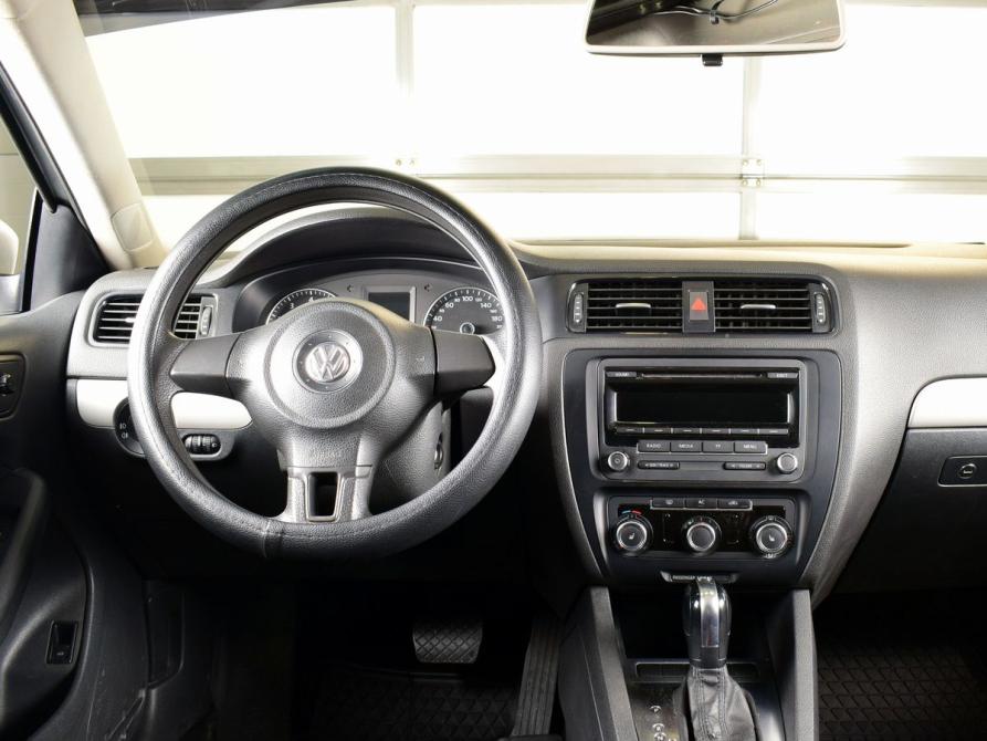 Volkswagen Jetta VI Кемерово  - изображение 8