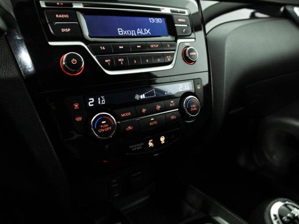 Nissan Qashqai II с пробегом 2017 года, цена 1 299 777 рублей, 127453 км, внедорожник, Автокод Объявления