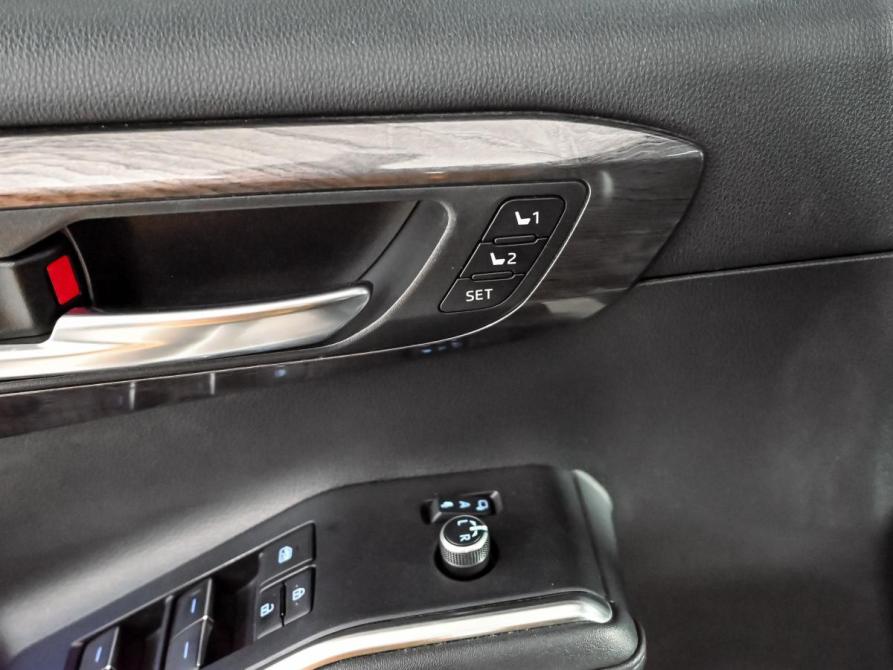 Toyota Highlander IV (XU70) Екатеринбург  - изображение 13