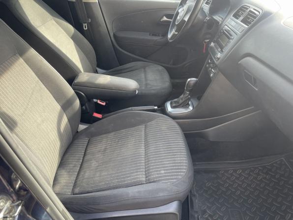 Volkswagen Polo V с пробегом 2012 года, цена 589 000 рублей, 274362 км, седан, Автокод Объявления
