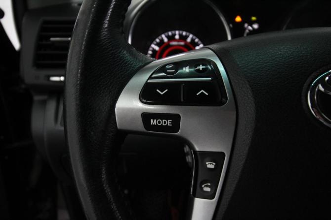 Toyota Highlander II (XU40) Рестайлинг с пробегом 2011 года, цена 2 070 000 рублей, 243361 км, внедорожник, Автокод Объявления