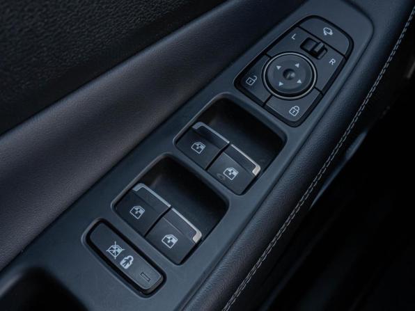 Hyundai Santa Fe IV с пробегом 2019 года, цена 2 898 000 рублей, 92766 км, внедорожник, Автокод Объявления