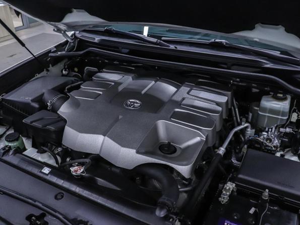 Toyota Land Cruiser 200 Series Рестайлинг 2 с пробегом 2019 года, цена 7 600 000 рублей, 160046 км, внедорожник, Автокод Объявления