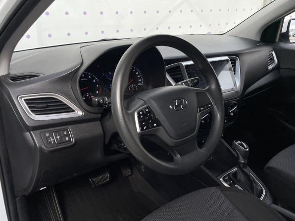 Hyundai Solaris II Рестайлинг с пробегом 2020 года, цена 1 570 000 рублей, 66551 км, седан, Автокод Объявления