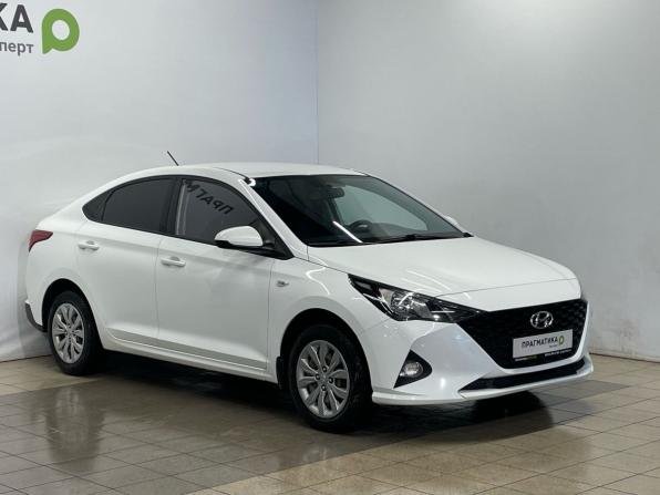 Hyundai Solaris II с пробегом 2020 года, цена 1 229 000 рублей, 133000 км, седан, Автокод Объявления