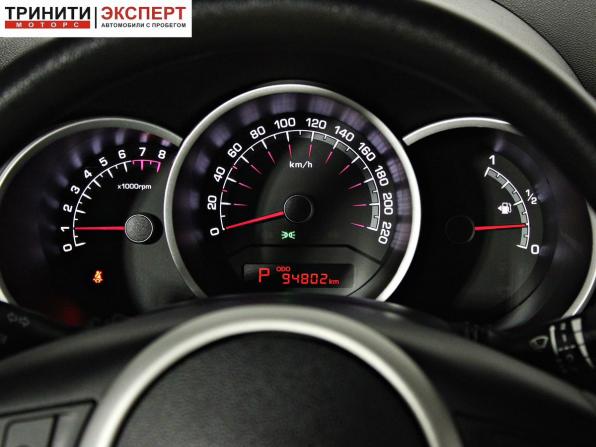 Kia Venga I с пробегом 2013 года, цена 927 000 рублей, 94798 км, компактвэн, Автокод Объявления