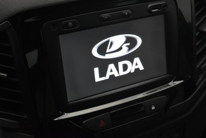 Lada (ВАЗ) XRAY I с пробегом 2018 года, цена 850 000 рублей, 101729 км, хэтчбек, Автокод Объявления
