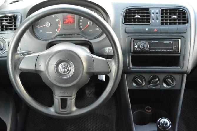 Volkswagen Polo V с пробегом 2014 года, цена 730 000 рублей, 233760 км, седан, Автокод Объявления