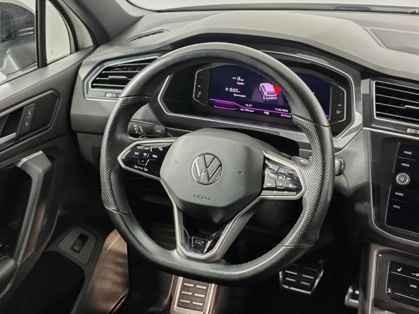 Volkswagen Tiguan II Рестайлинг с пробегом 2021 года, цена 3 700 000 рублей, 94705 км, внедорожник, Автокод Объявления