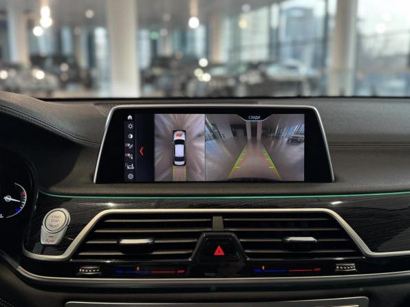 BMW 7 серии VI (G11/G12) с пробегом 2017 года, цена 3 300 000 рублей, 191454 км, седан, Автокод Объявления