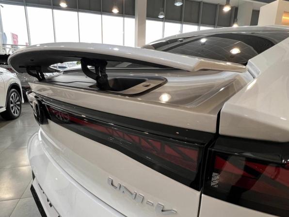 Новый Changan UNI-V I 2024 года, цена 3 457 620 рублей, лифтбек, Автокод Объявления