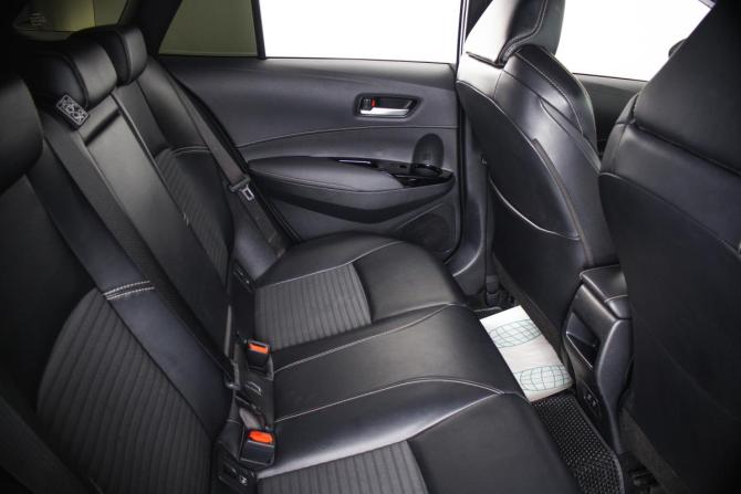 Toyota Corolla XII (E210) с пробегом 2020 года, цена 1 849 000 рублей, 64100 км, универсал, Автокод Объявления
