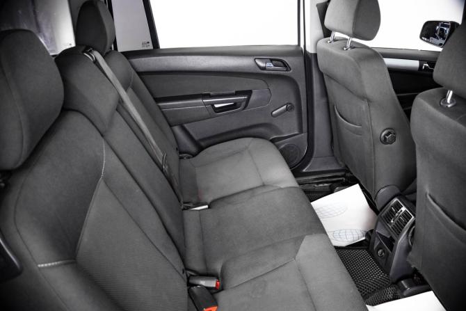 Opel Zafira B Рестайлинг с пробегом 2012 года, цена 679 000 рублей, 360000 км, компактвэн, Автокод Объявления